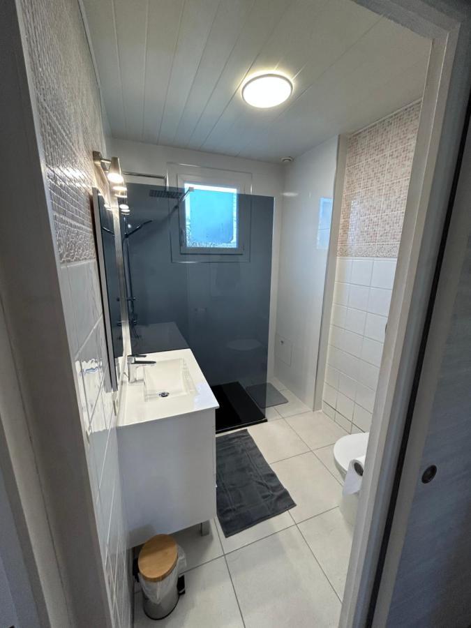 Jolie Villa Independante Climatisee 3 Chambres Tout Confort 6 Couchages, Piscine Chauffee 4 X 8 Disponible Selon Meteo De Mai A Fin Septembre, Jacuzzi 4 Places, Boulodrome Eclaire, Ping-Pong, Wifi, Proche Commerces Animaux Domestiques Sur Demande Bretenoux 외부 사진