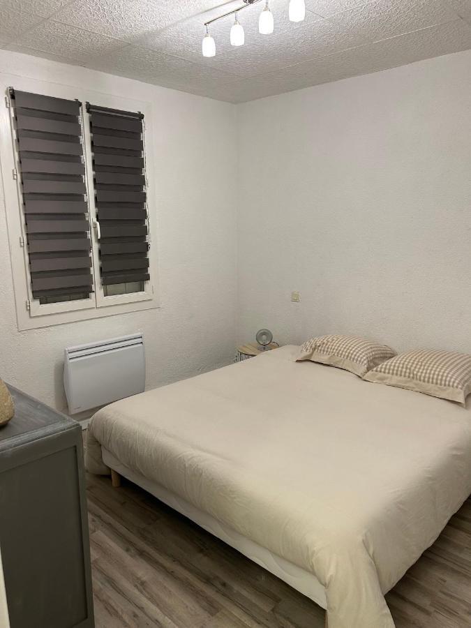 Jolie Villa Independante Climatisee 3 Chambres Tout Confort 6 Couchages, Piscine Chauffee 4 X 8 Disponible Selon Meteo De Mai A Fin Septembre, Jacuzzi 4 Places, Boulodrome Eclaire, Ping-Pong, Wifi, Proche Commerces Animaux Domestiques Sur Demande Bretenoux 외부 사진